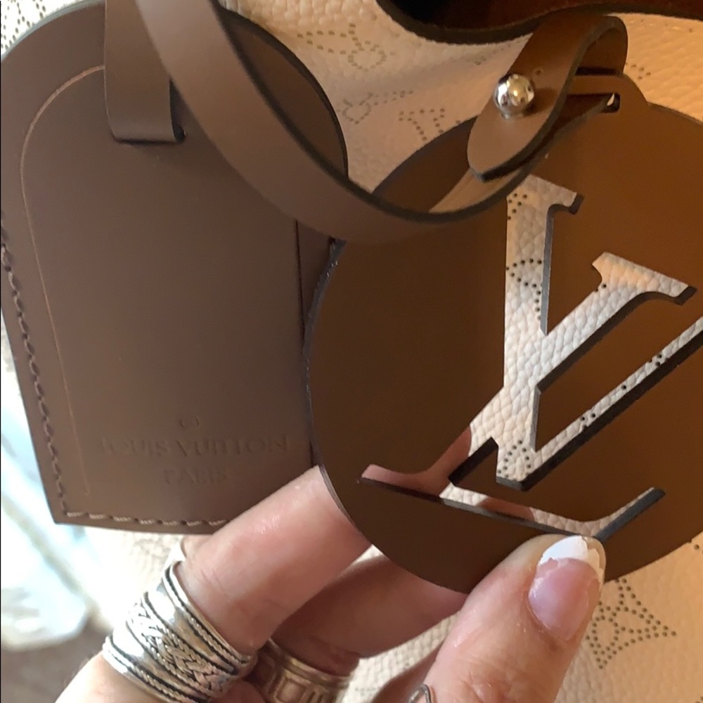 ❤️❤️BRAND NEW/TRADE LOUIS VUITTON CARMEL IN CREME - Picture 7 of 8